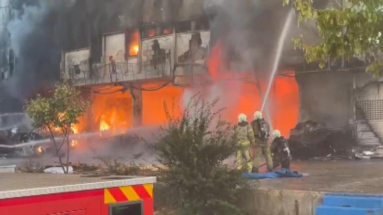 Bağcılar İSTOÇta yangın; 17 iş yeri hasar gördü