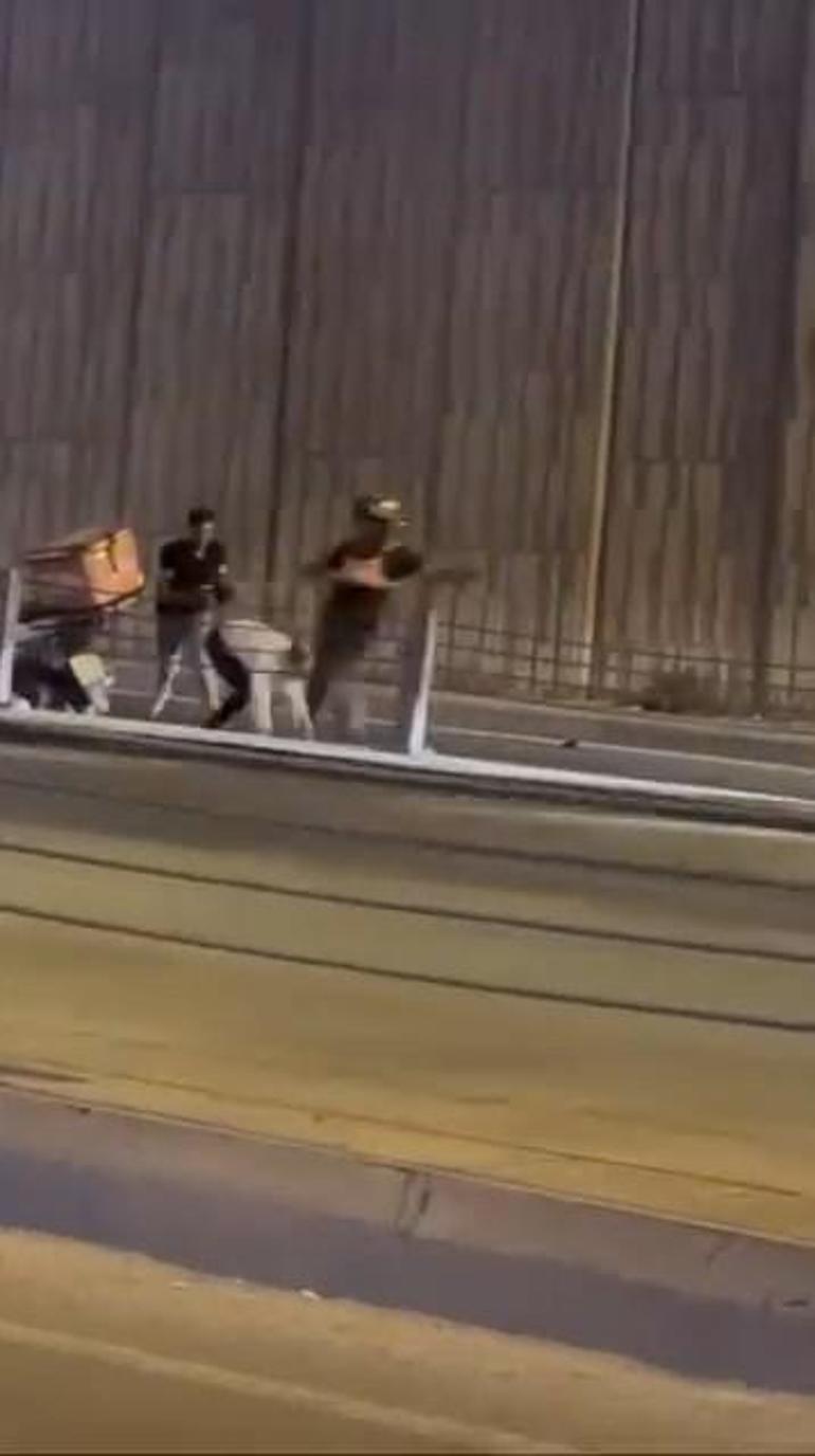 Şişlide tartıştıkları minibüs şoförünü motosiklet kaskıyla darbettiler