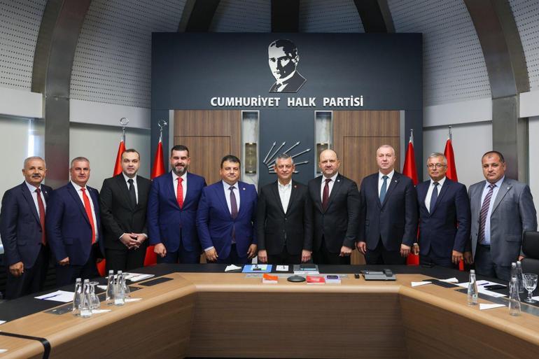 Özgür Özel, Balkan Türkleri temsilcileri ile görüştü