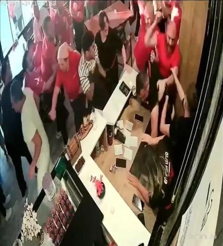 Giresundaki silahlı kavgada ölen Samsunspor taraftarı toprağa verildi