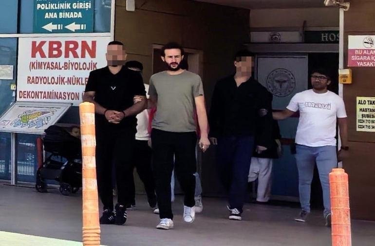 Kadınları taciz ettiği iddiasıyla dövülüp bıçaklandı; 3 gözaltı