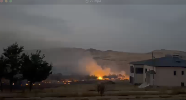 Elazığ’da anız yangını kontrol altında