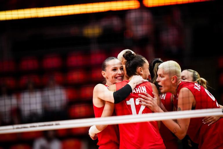 A Milli Kadın Voleybol Takımı, Dünya Şampiyonasında ilk kez yarı finalde