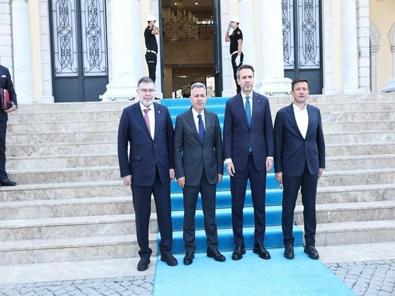 Bakan Bayraktar: Aldığımız cesur kararlarla adeta sessiz bir devrim gerçekleştirdik