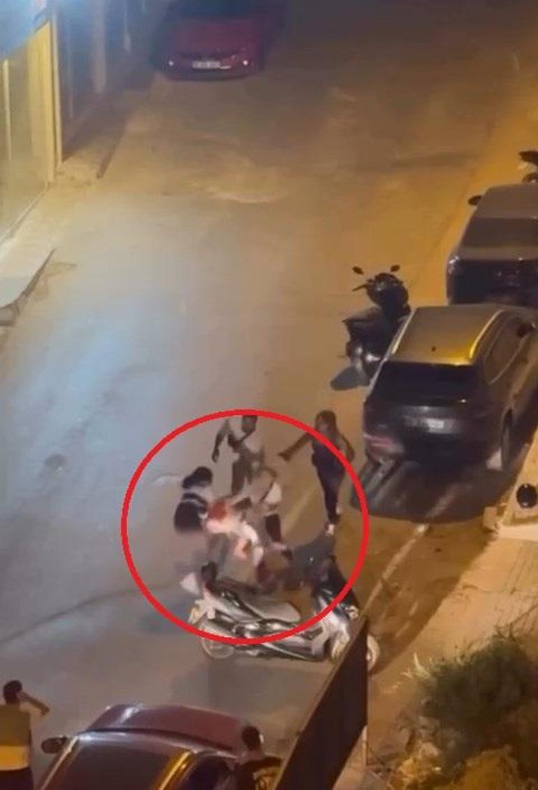 Kadınların sokak ortasında kavgası kamerada