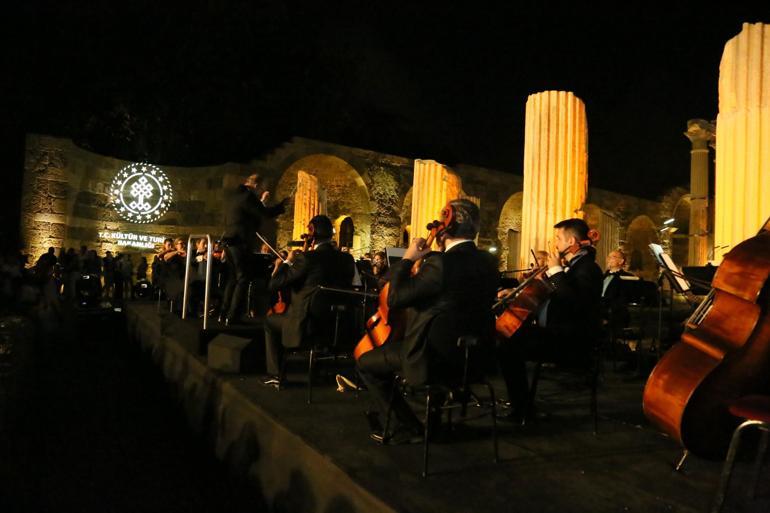Bakan Ersoy: Geleceğe Miras projesi ülke genelinde 251 kazı alanına yayıldı
