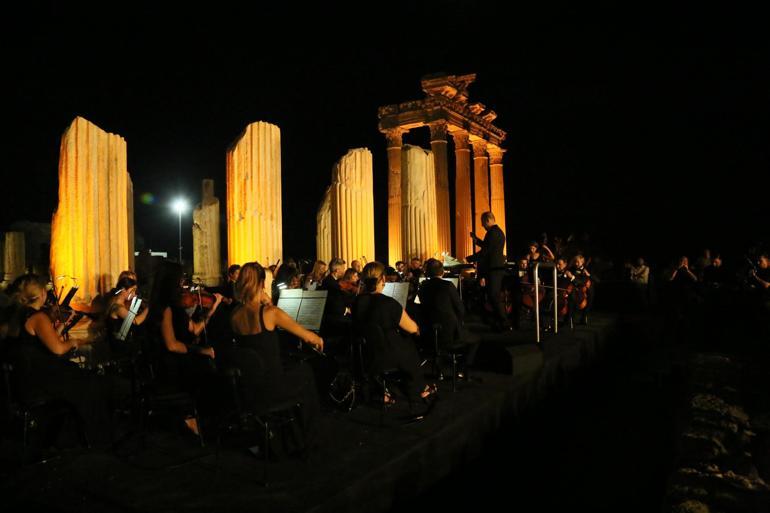 Bakan Ersoy: Geleceğe Miras projesi ülke genelinde 251 kazı alanına yayıldı