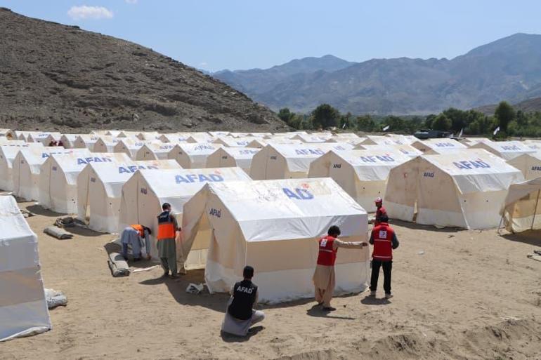 Türkiyeden Afganistana deprem yardımı