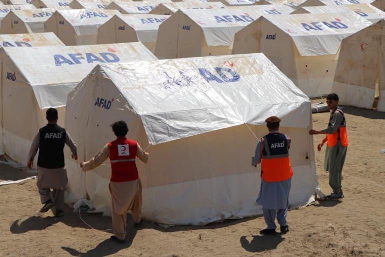 Türkiyeden Afganistana deprem yardımı