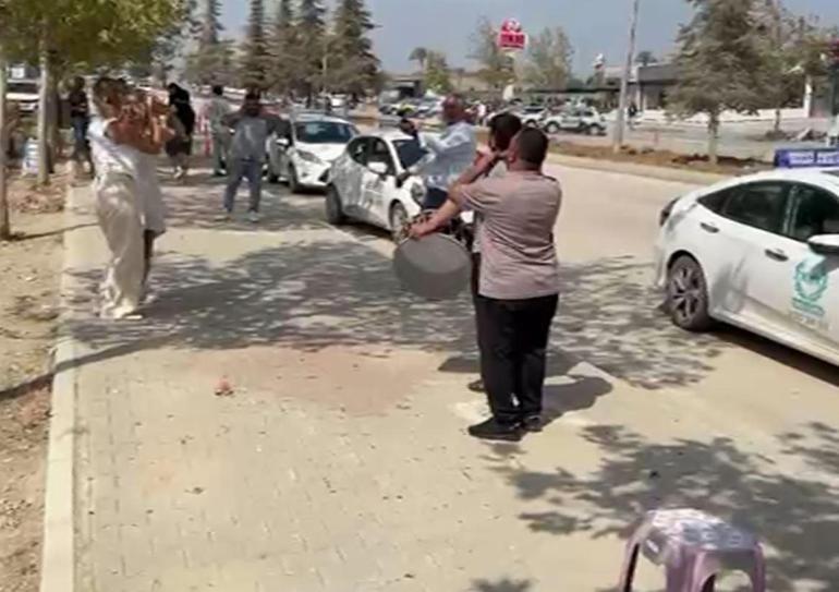 Direksiyon sınavını kazandı, sevincini davul- zurna eşliğinde kutladı; o anlar kamerada