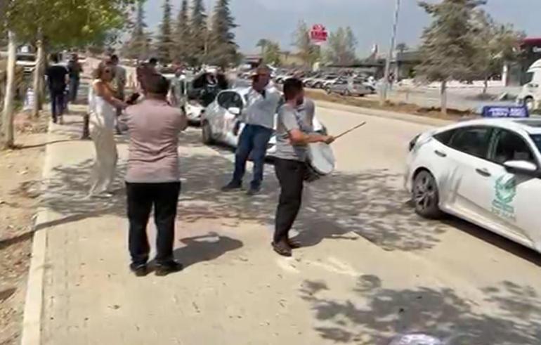 Direksiyon sınavını kazandı, sevincini davul- zurna eşliğinde kutladı; o anlar kamerada