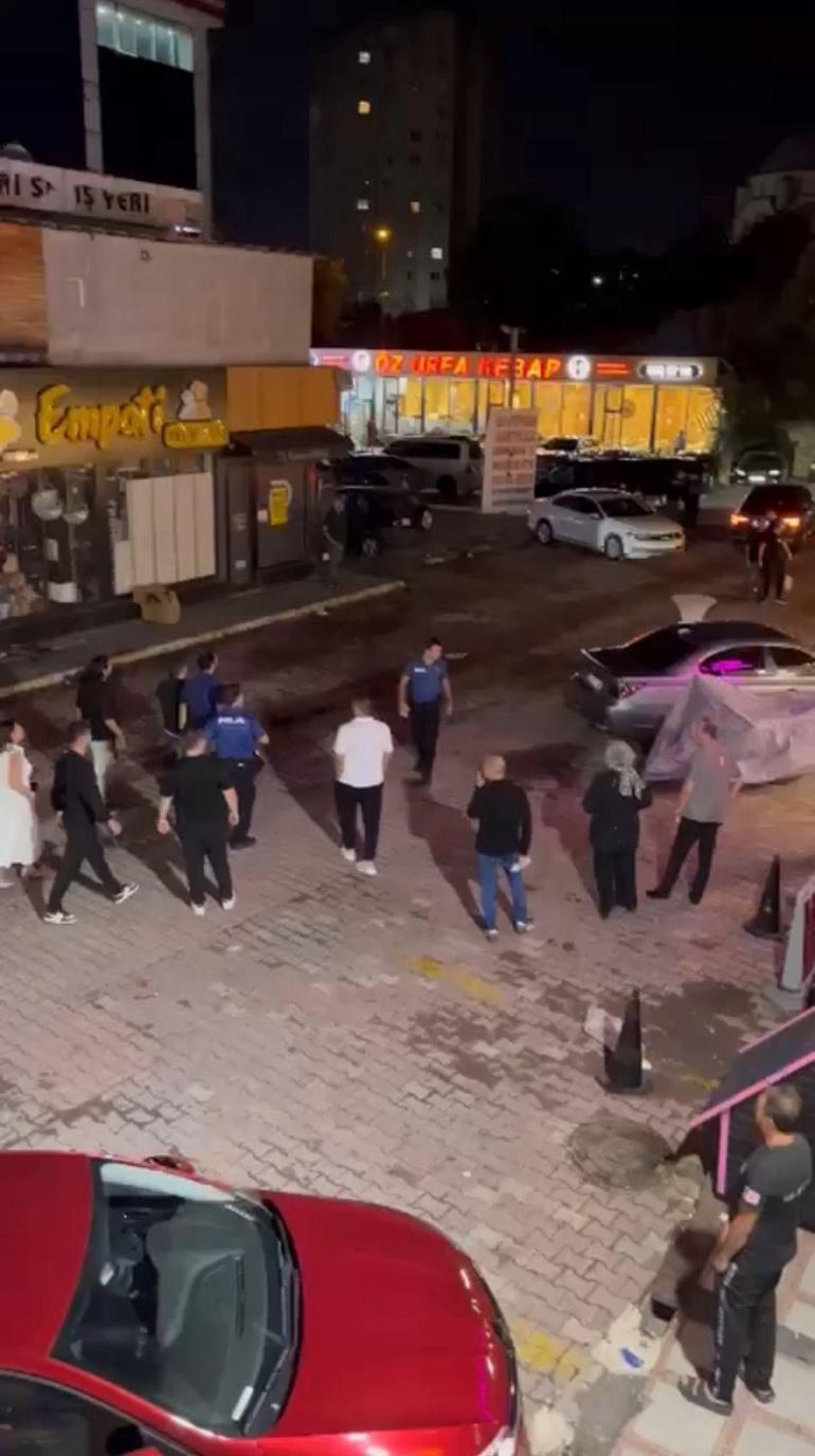 Beylikdüzünde etkinlik yapılan mekanda silahlı kavga: 1 yaralı