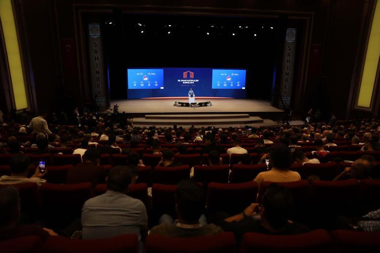 Bakan Kacır: Aya uzay aracı göndereceğiz