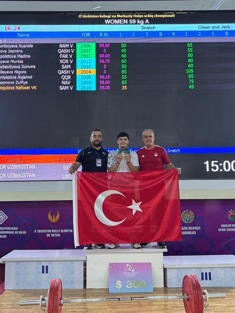 Milli halterci Adem Algül, Özbekistan’da şampiyon olarak Türkiye rekoru kırdı