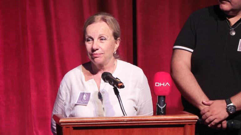 Tiyatro oyuncusu Anta Toros için cenaze töreni