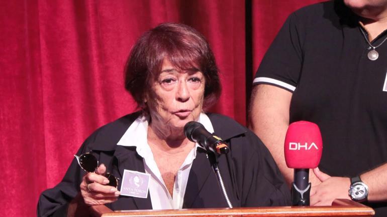 Tiyatro oyuncusu Anta Toros için cenaze töreni