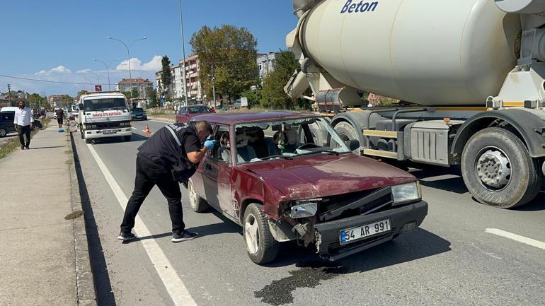 Otomobil, elektrikli motosiklete çarptı; anne öldü, kızı ağır yaralandı