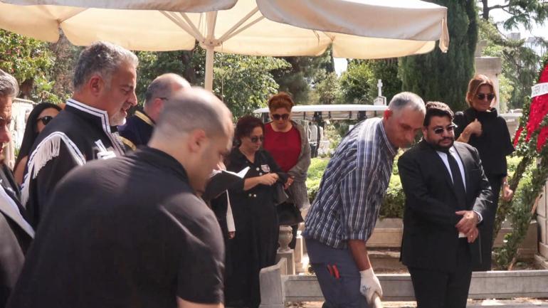 Tiyatro oyuncusu Anta Toros için cenaze töreni