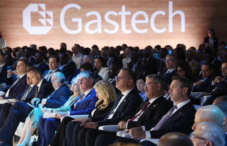 Bakan Bayraktar, İtalya’da Gastech 2025 Forumu’na katıldı