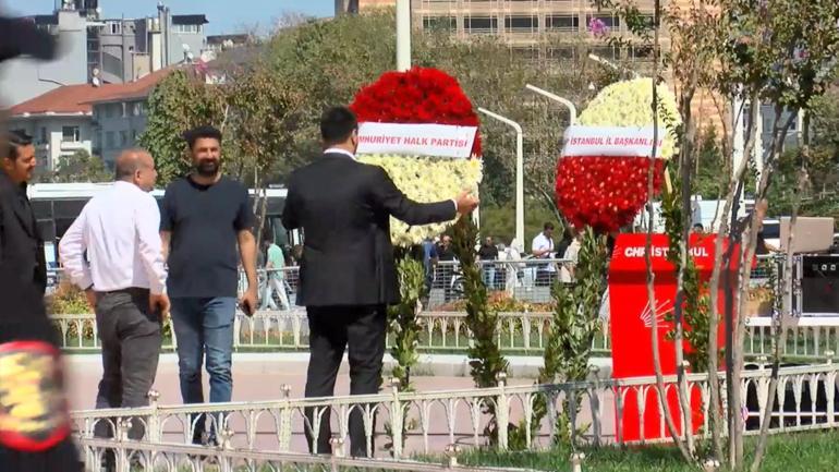 CHP Genel Başkanı Özgür Özel Taksim Cumhuriyet Anıtı önündeki törene katıldı