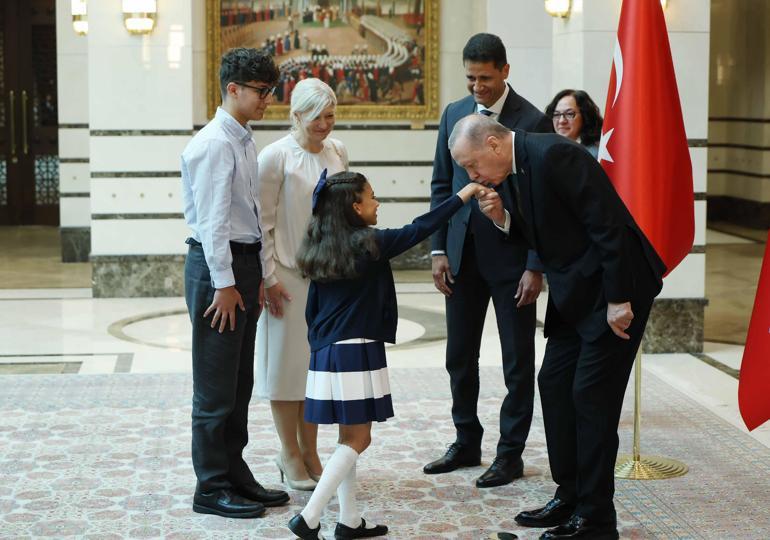 Cumhurbaşkanı Erdoğan, büyükelçilerin güven mektuplarını kabul etti