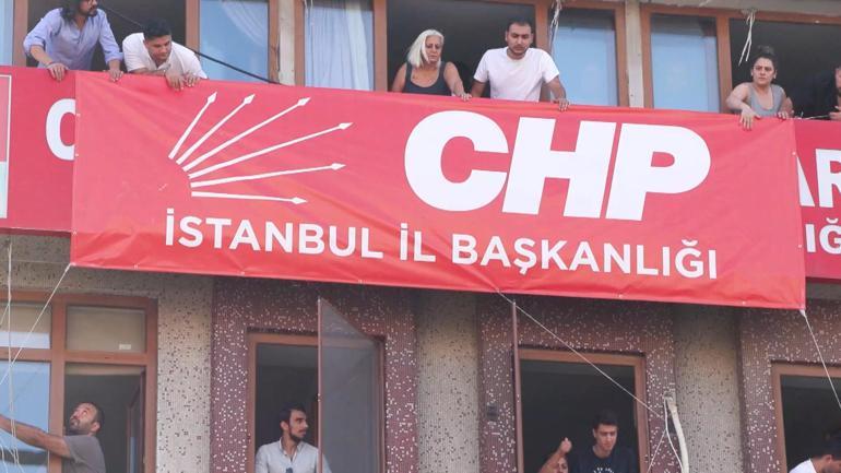 CHPnin Bahçelievler binasındaki İstanbul İl Başkanlığı yazısı yenilendi