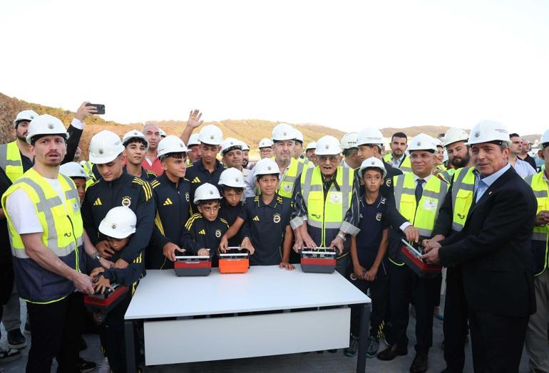 Fenerbahçe Futbol Akademisi Projesi’nin tanıtım töreni yapıldı