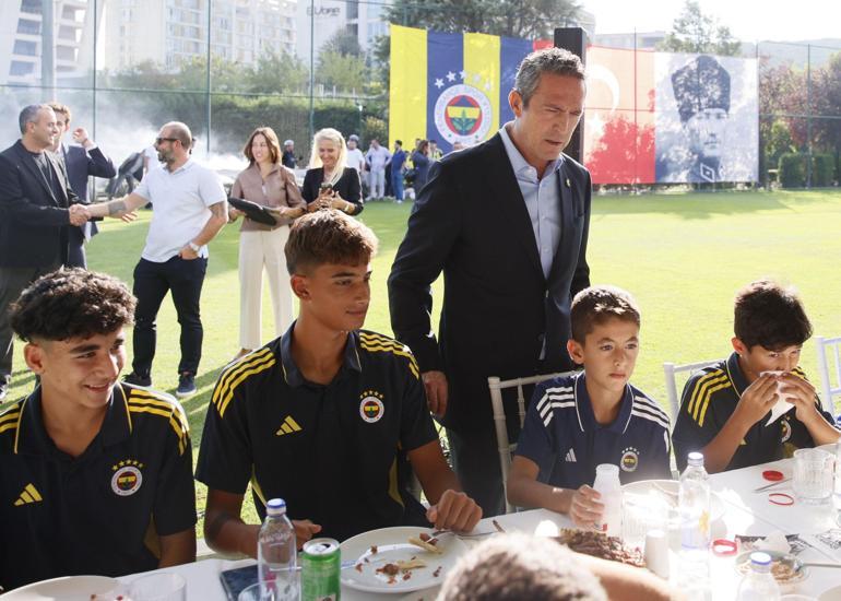 Fenerbahçe Futbol Akademisi Projesi’nin tanıtım töreni yapıldı