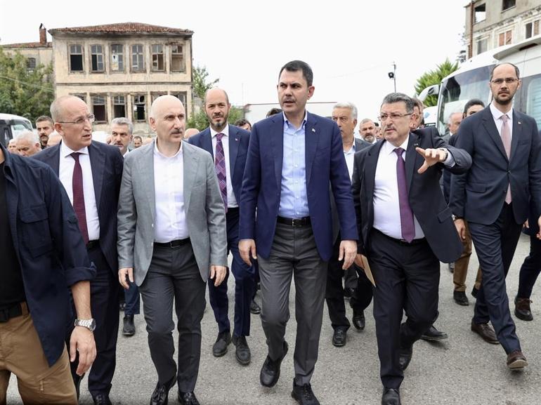 Bakan Kuruma deprem bölgesi teşekkürü