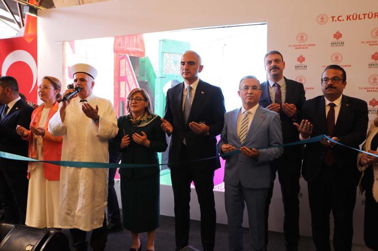 Bakan Ersoy: Yerin üzerindeki eserler kadar altındakilere de önem veriyoruz