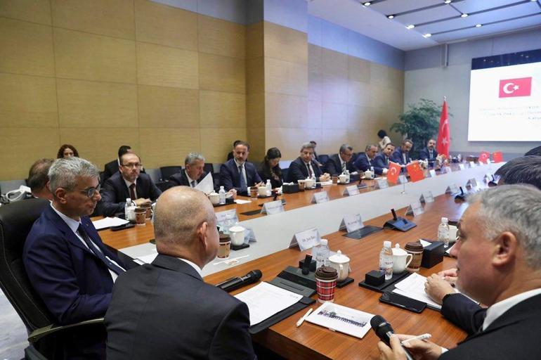 Bakan Memişoğlu, Şanghay’da bilim merkezini ziyaret etti