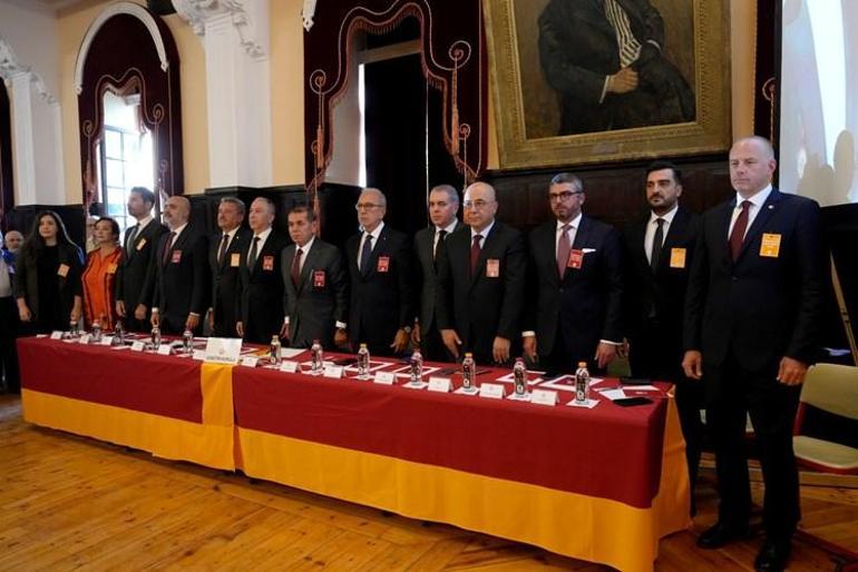 Galatasarayda Divan Kurulu Eylül Ayı Olağan Toplantısı gerçekleştirildi