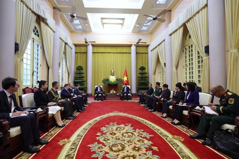 Bakan Güler, Vietnam Cumhurbaşkanı Cuong tarafından kabul edildi