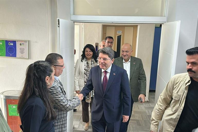 Bakan Tunç: Darbe anayasasının değişmesi lazım