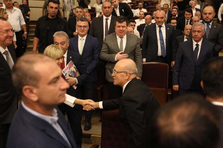 Mehmet Şimşek: Karşımıza çıkacak tehditlere karşı en etkili silah eğitimdir