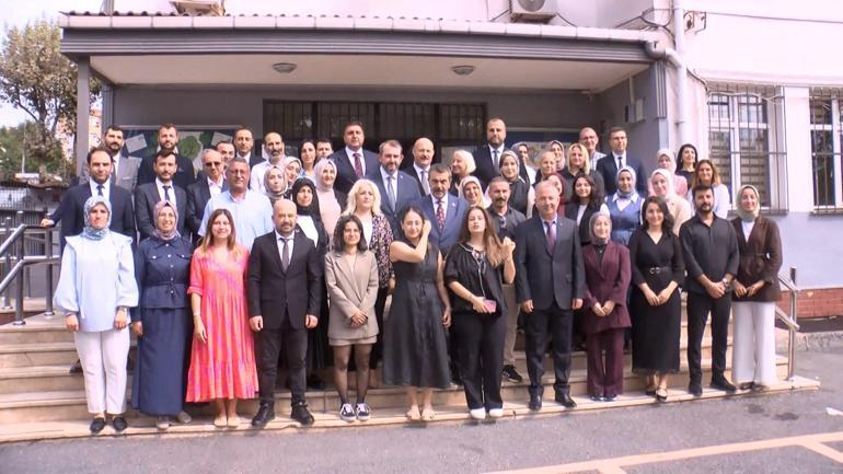 Milli Eğitim Bakanı Tekin, mektupla kendisini okullarına davet eden öğrencileri ziyaret etti