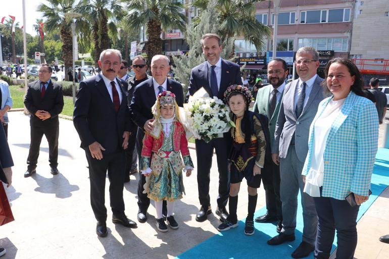 Bakan Bayraktar: AK Parti olarak her daim sahada bulunmanın önemine inanıyoruz