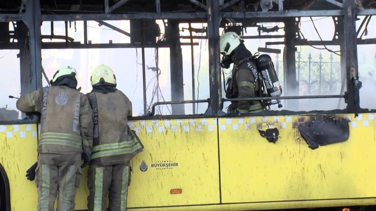 Ümraniyede İETT otobüsü alev alev yandı; yolcular tahliye edildi