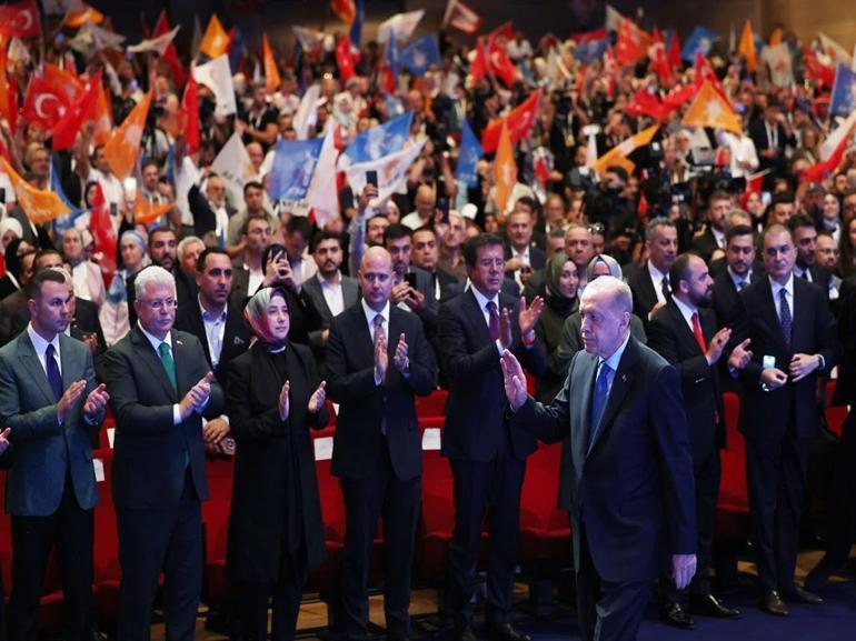 Cumhurbaşkanı Erdoğan: Beykoz Belediye Başkan Vekili Gürzelin AK Parti ailesine katılmasının sevincini yaşıyoruz