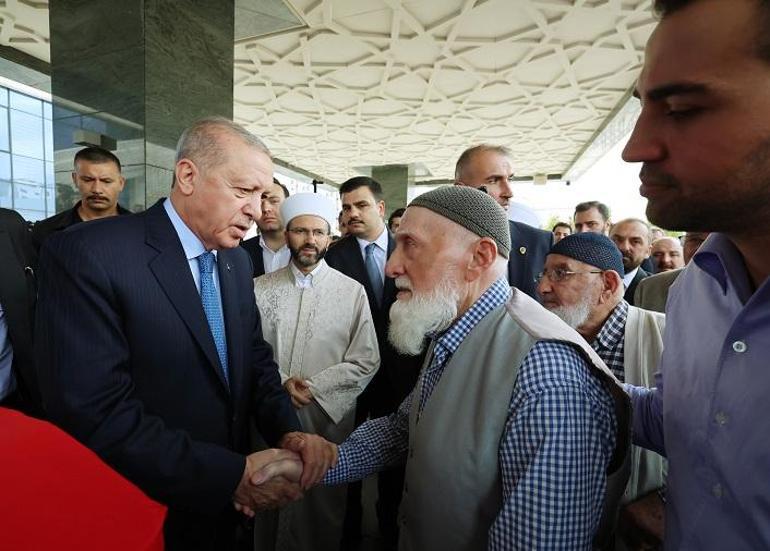 Cumhurbaşkanı Erdoğan, başdanışmanı Kılıçın cenaze törenine katıldı