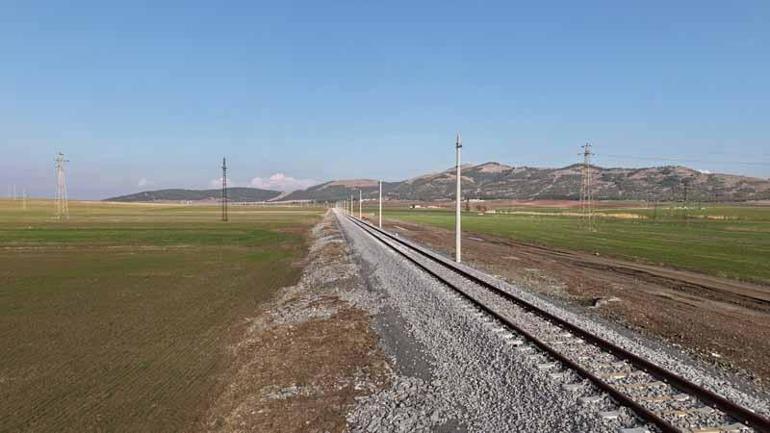 Malatya-Gölbaşı-Narlı-Nurdağı demir yolu hattı yarın hizmete açılıyor
