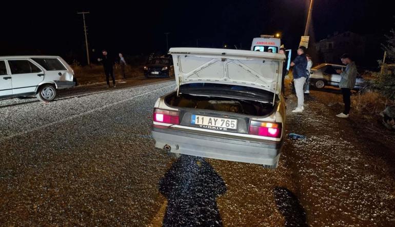 Kütahya’da aynı bölgede 3 dakika arayla iki kaza kamerada: 1 yaralı