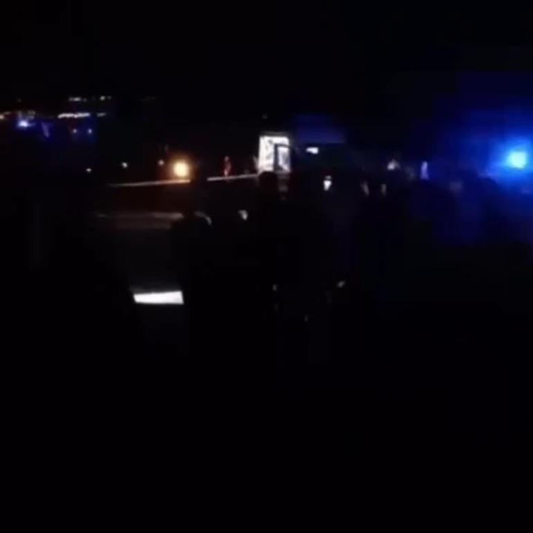 Batmanda hafif ticari araca silahlı saldırı: Anne, baba ve 2 çocuğu öldü