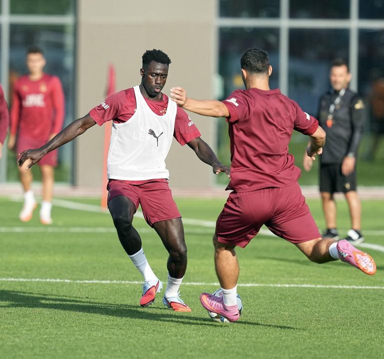 Galatasaray, Eintracht Frankfurt maçının hazırlıklarına başladı
