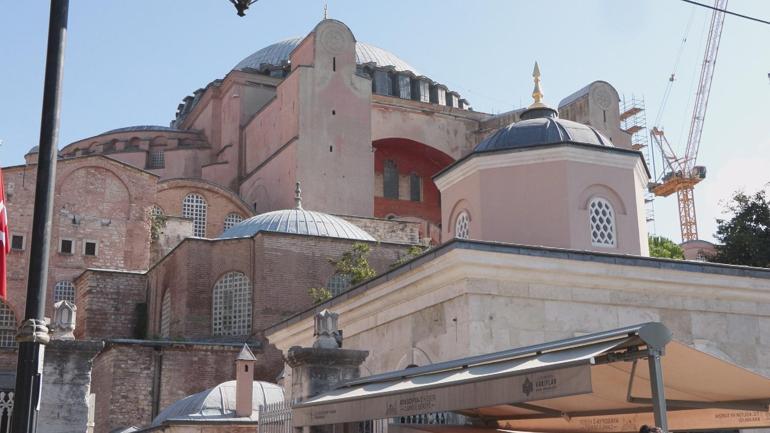 Vali Gül: Dijital İstanbul projesinde 603 camimize 225 türbemize karekod yerleştirildi