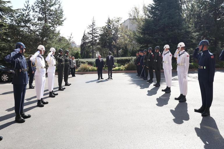 Bakan Güler, Nijerli mevkidaşı ile görüştü