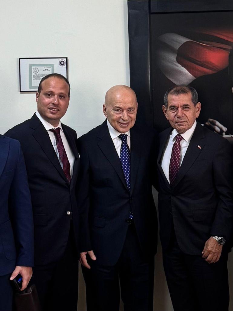 Galatasaray Başkanı Dursun Özbek, okul açılışında