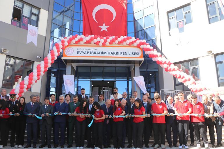 Bakan Tekin: Sınavı kazanamadıkları için öğretmen olamıyorlar