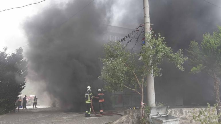 Trabzon’da alışveriş merkezindeki yangında alevler yeniden yükseldi