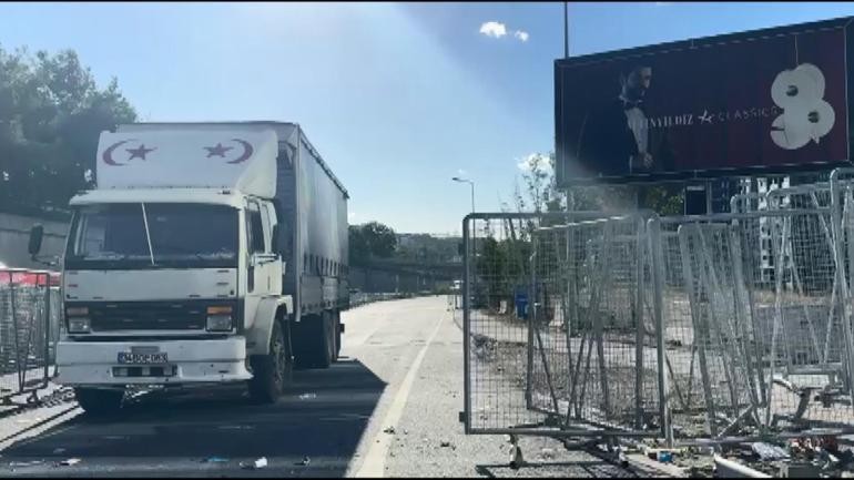 Gürsel Tekin: Her sabah bir yalanı bir iftirayı düzeltmekten yorulduk